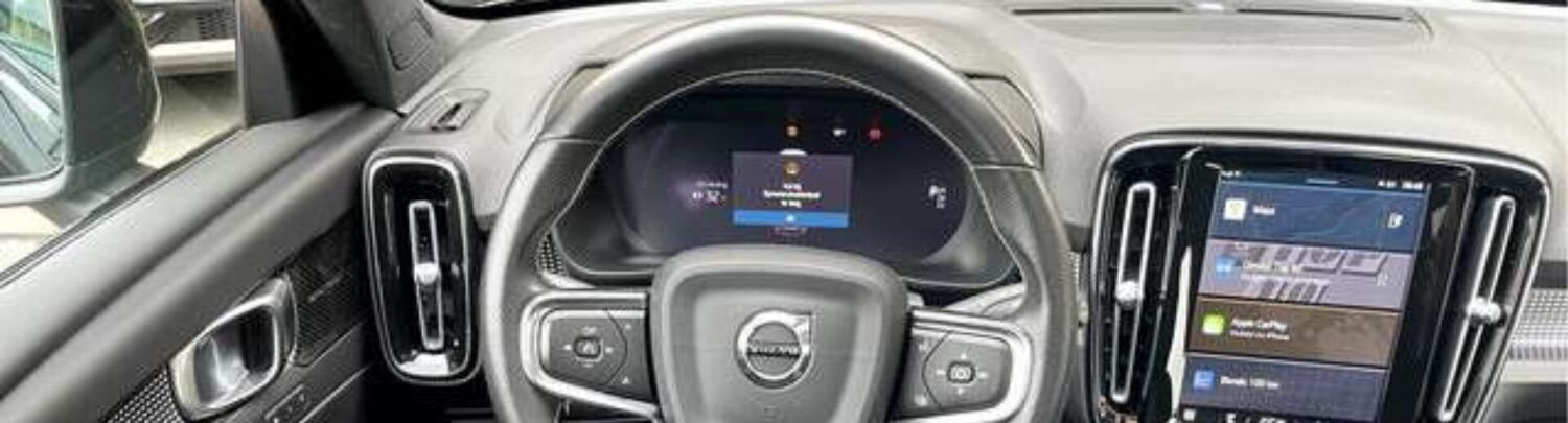 Volvo XC40 Dashboard